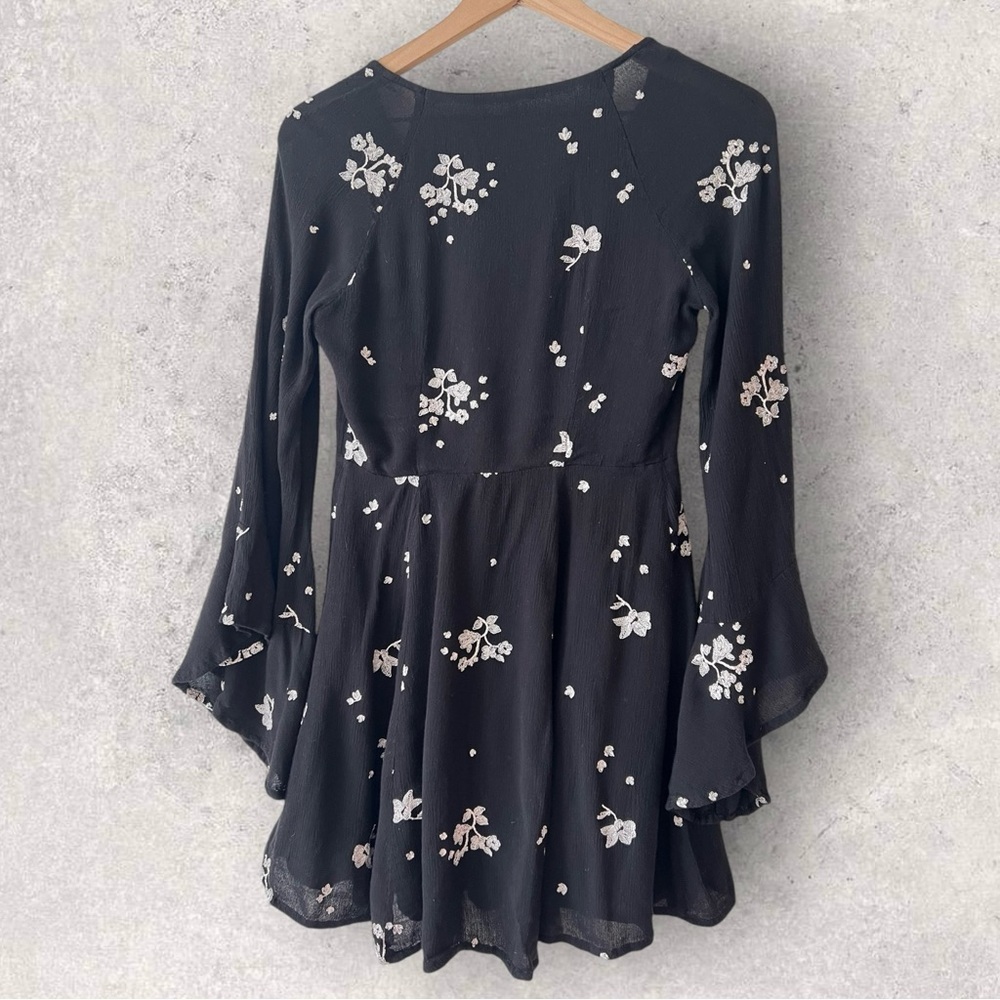 Free People Jasmine Embroidered Floral Bell Sleeve Mini Dress Size 4 - Picture 7 of 11